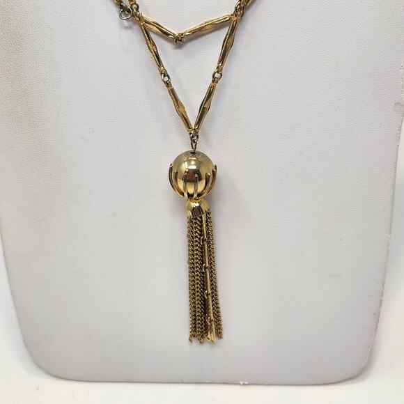 Kramer Sphere Pendant Tassel Double Strand Chain Necklace Gold Tone Vintage - Picture 2 of 6